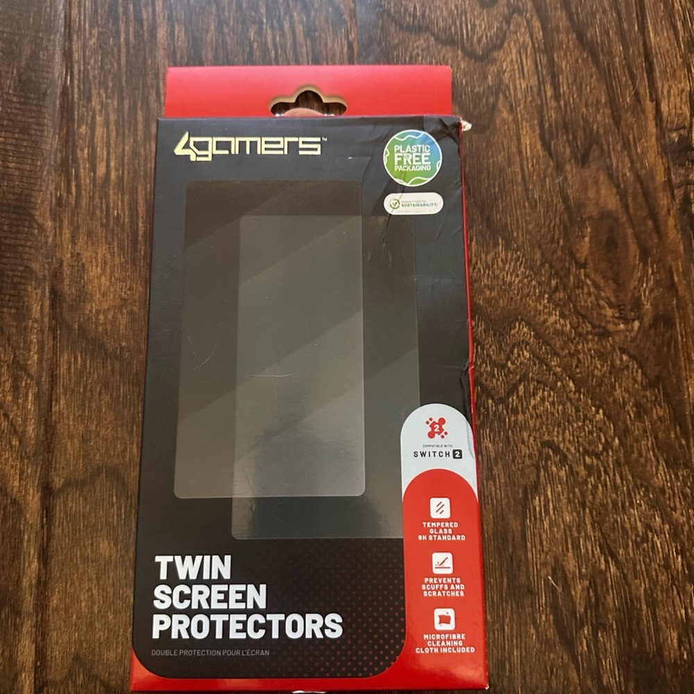 4Gamers Glass Screen Protector & Cleaning Cloth Compatible with Nintendo Switch